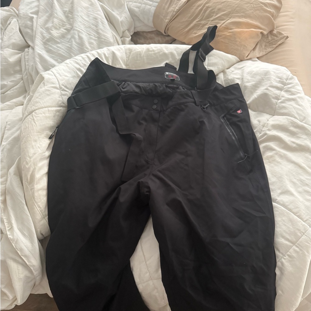 Black Men’s Snow Pants with Removable Suspenders